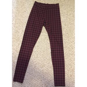 Red&Black Patterned Leggings